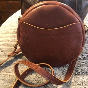 Portland Leather Circle crossbody